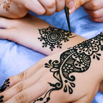 Tatuaż henna mehendi